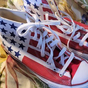 Converse Chuck Taylor Sneakers All Star HI-Top; USA "Stars & Stripes" Flag; 4 JR